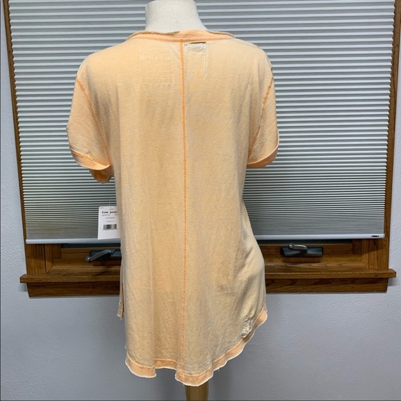 NWT We The Free distressed palm tree T-shirt - Picture 9 of 16